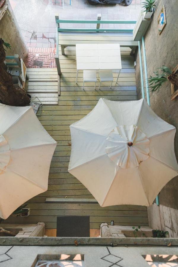 阿信輕旅 Appartement Tainan Buitenkant foto