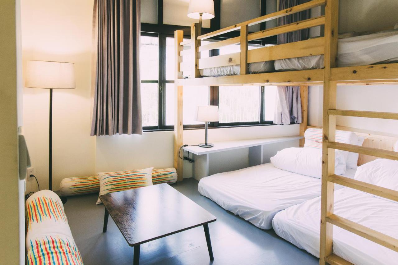 阿信輕旅 Appartement Tainan Buitenkant foto