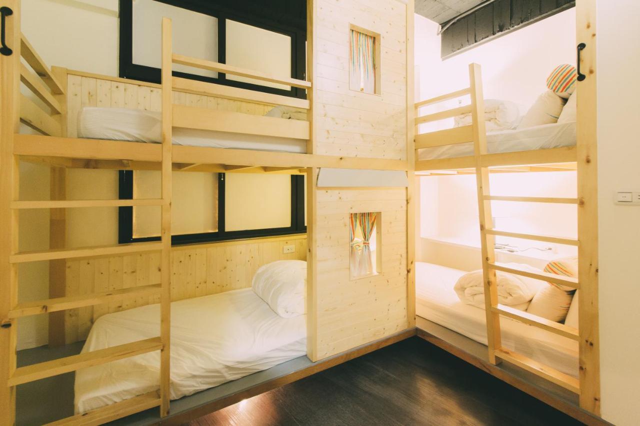 阿信輕旅 Appartement Tainan Buitenkant foto