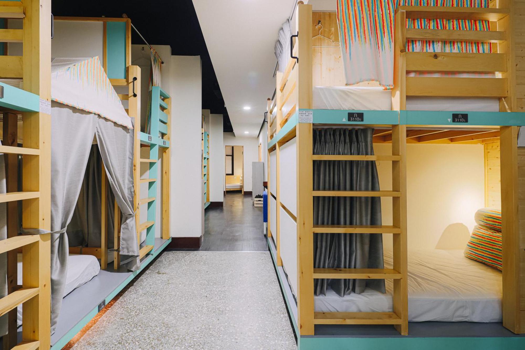 阿信輕旅 Appartement Tainan Buitenkant foto