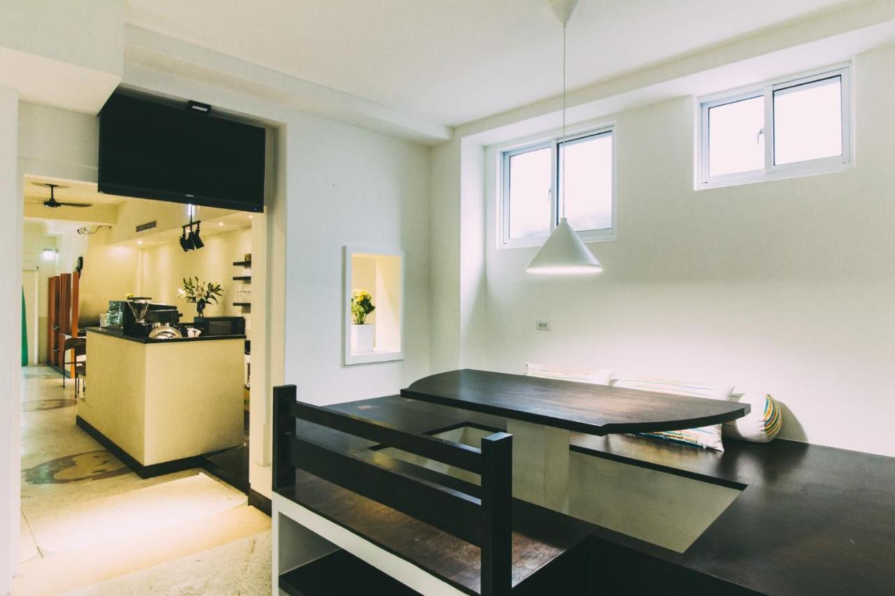 阿信輕旅 Appartement Tainan Buitenkant foto